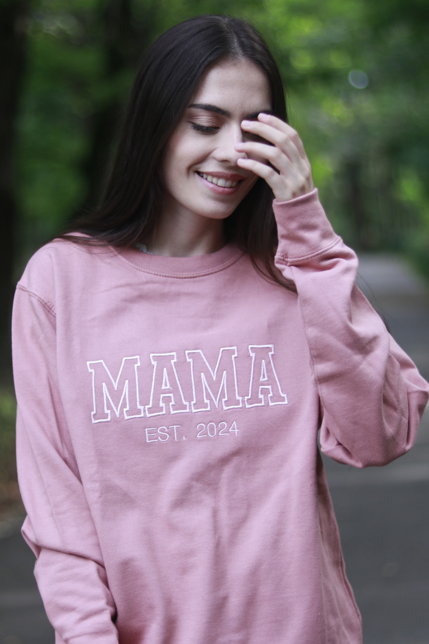 "MAMA" Embroidered Sweatshirt - EST with Sleeve Baby Name Detail, Customizable Embroidery for Women