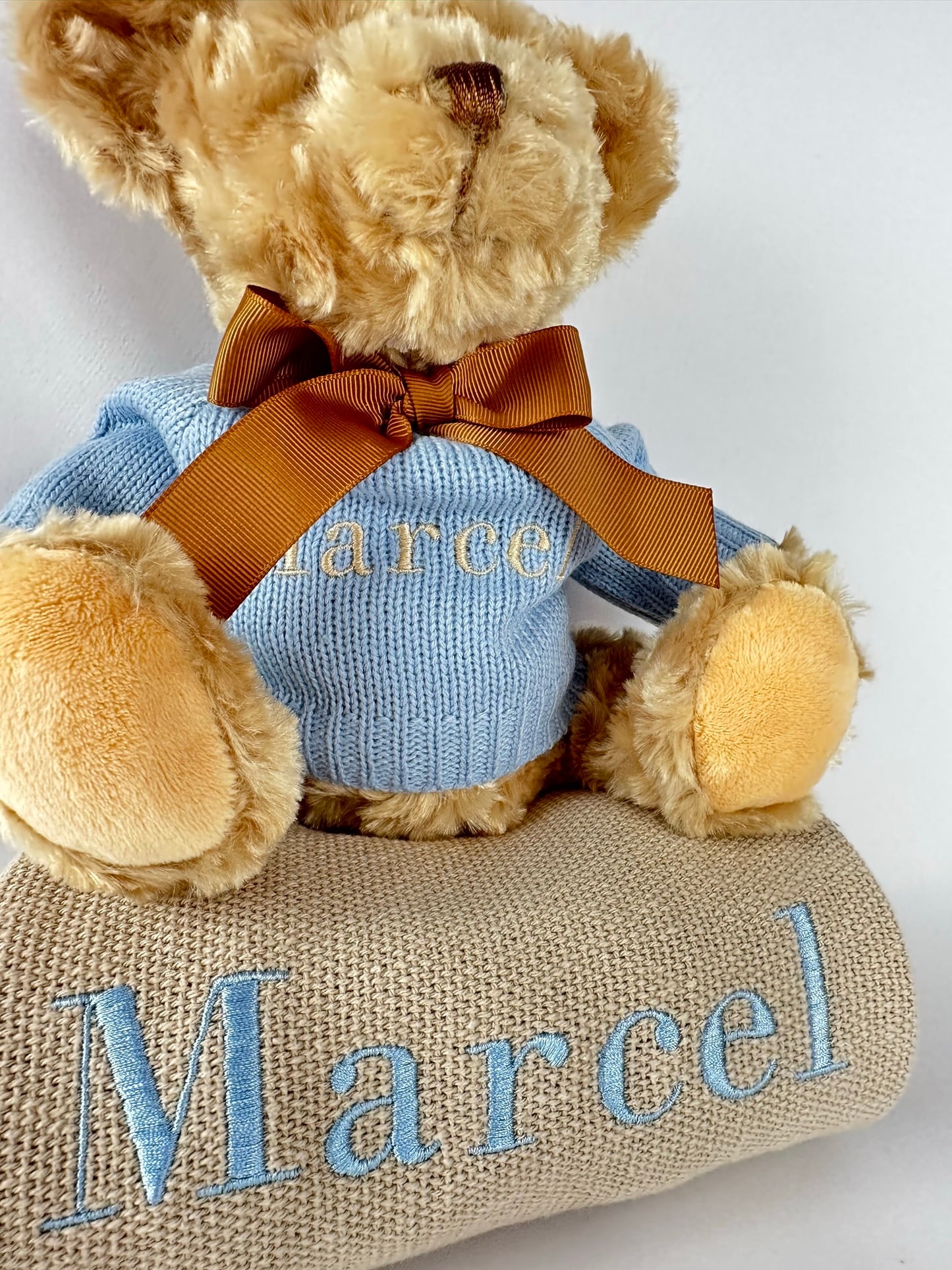 Welcome Gift Set: Cotton Blanket, Eco-Friendly Teddy Bear & Magnetic Gift Box