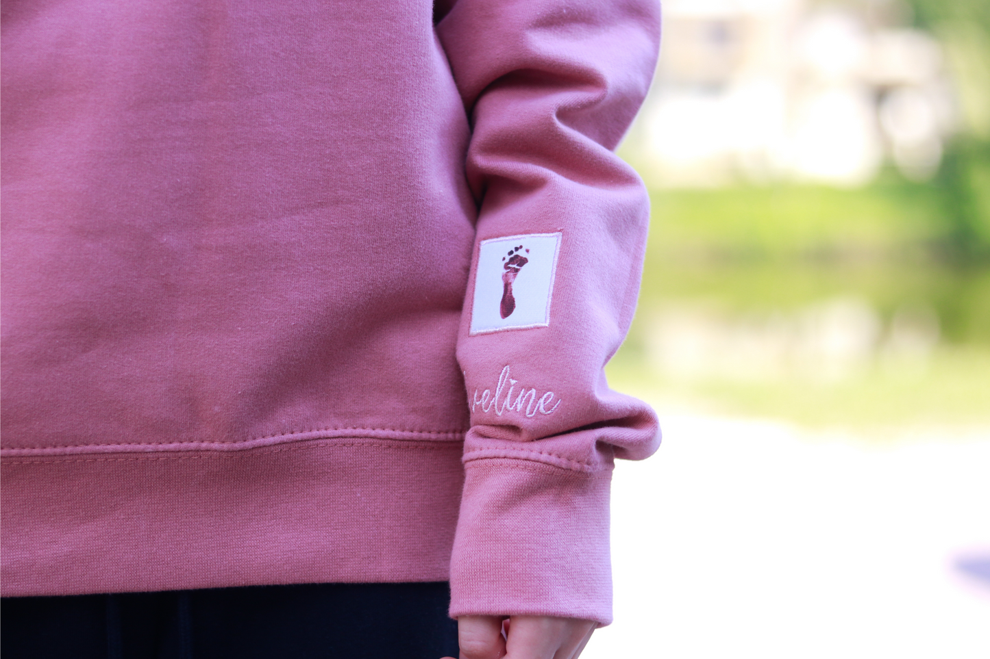 "MAMA" Embroidered Sweatshirt - EST with Sleeve Baby Name Detail, Customizable Embroidery for Women